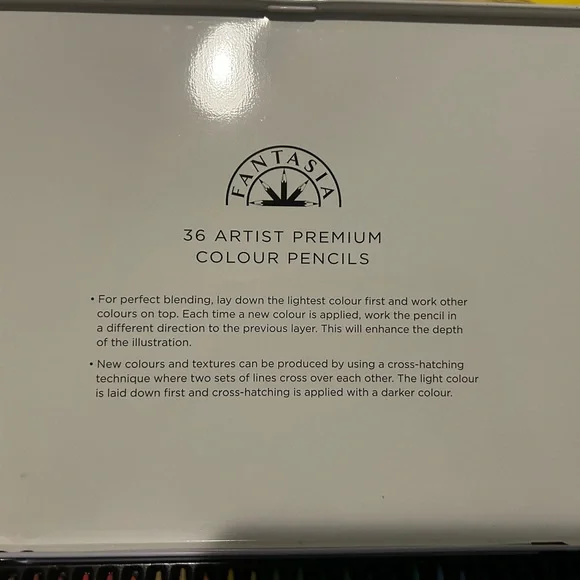 New Fantasía 36 Colored Pencils Set - Picture 4 of 6